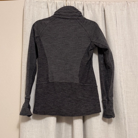 LULULEMON Radiant Jacket II Heather core dark gray woman’s size 4 - Picture 8 of 9